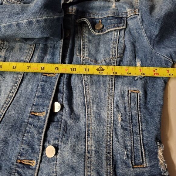 New York and company soho Jean jacket distressed - Picture 10 of 10